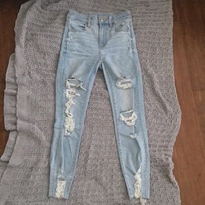 Light wash skinny jeans AEO